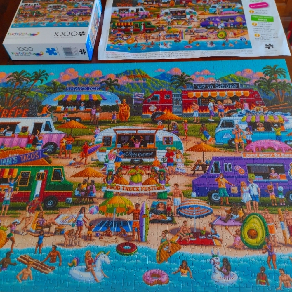 Pun Fuzzles 1000 piece puzzle Hawaiian Food Truck Festival